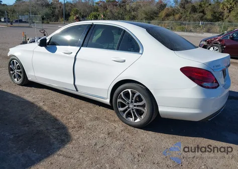 2016 Mercedes-Benz C 300 from USA, damaged, VIN 55SWF4JB2GU126614